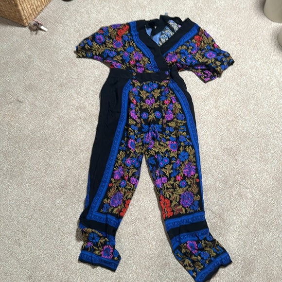 Cute jumpsuit from Anthroplogie - Picture 3 of 7